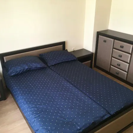 Invest Apartman *